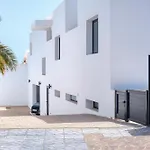 White House Apartment - Marina 5 Min By Lanzarote Vacation Homes Puerto Calero