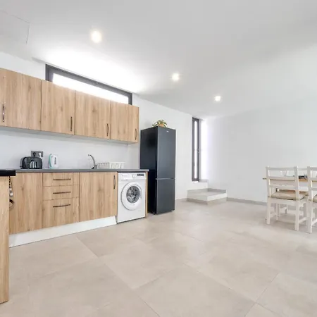 Luxury White House - By Lanzarote *